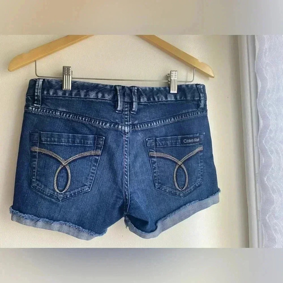 Calvin Klein Jean Shorts Size 2 / 26 Cuffed Dark Wash Denim Cutoff - Picture 6 of 7